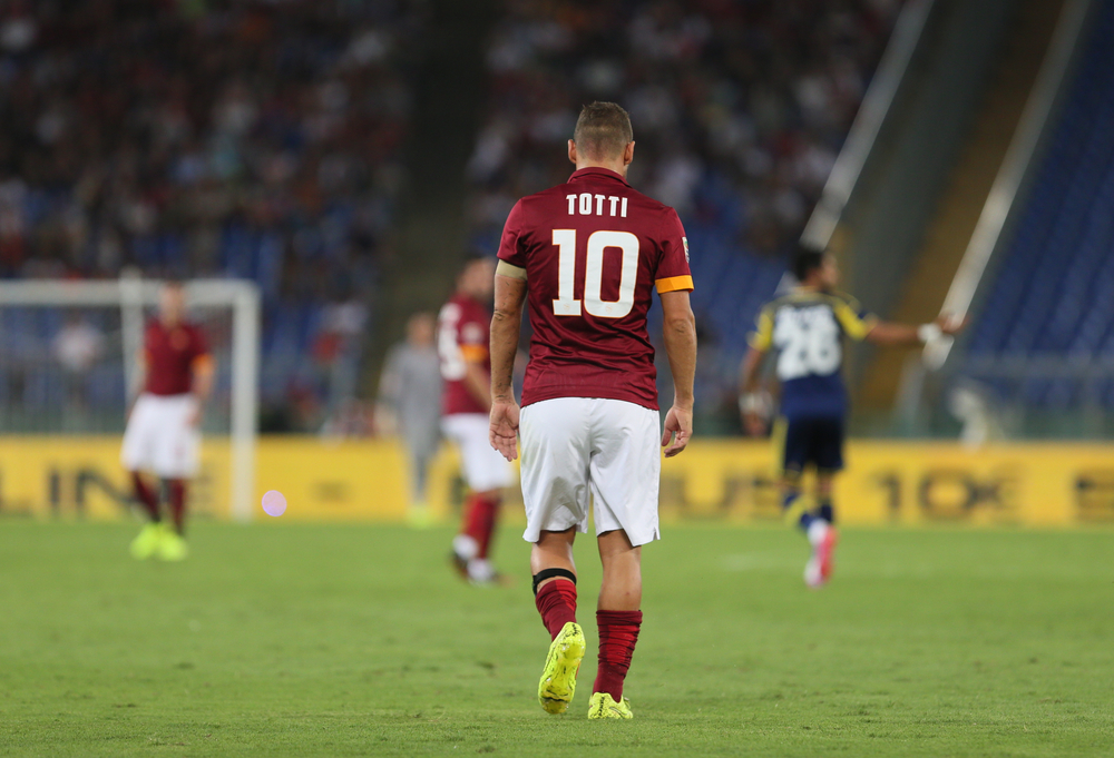 Totti: “We ex-champions are excluded from football for being too dominant”