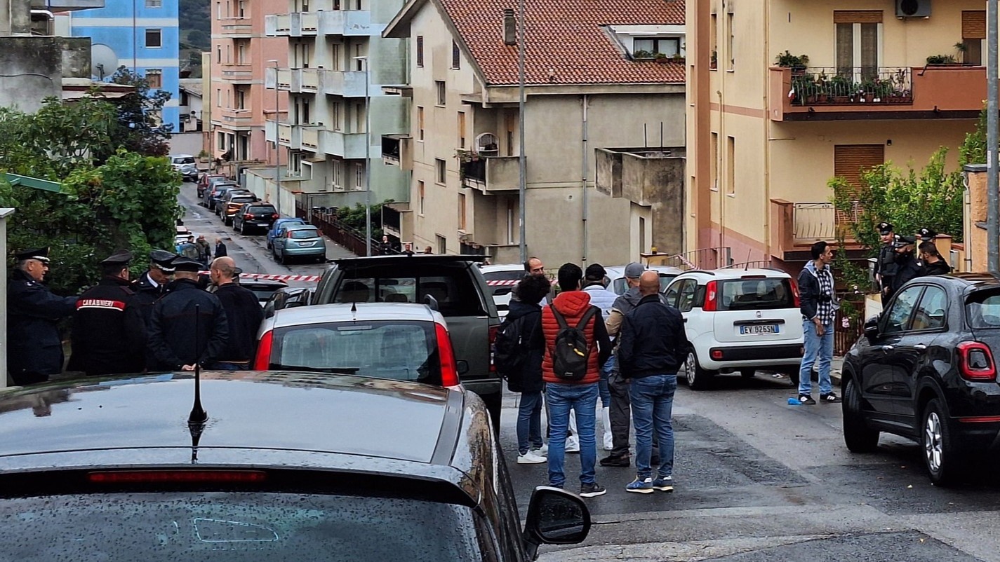 Tragic Family Shooting in Nuoro: Man Kills Wife, Children, and Neighbor