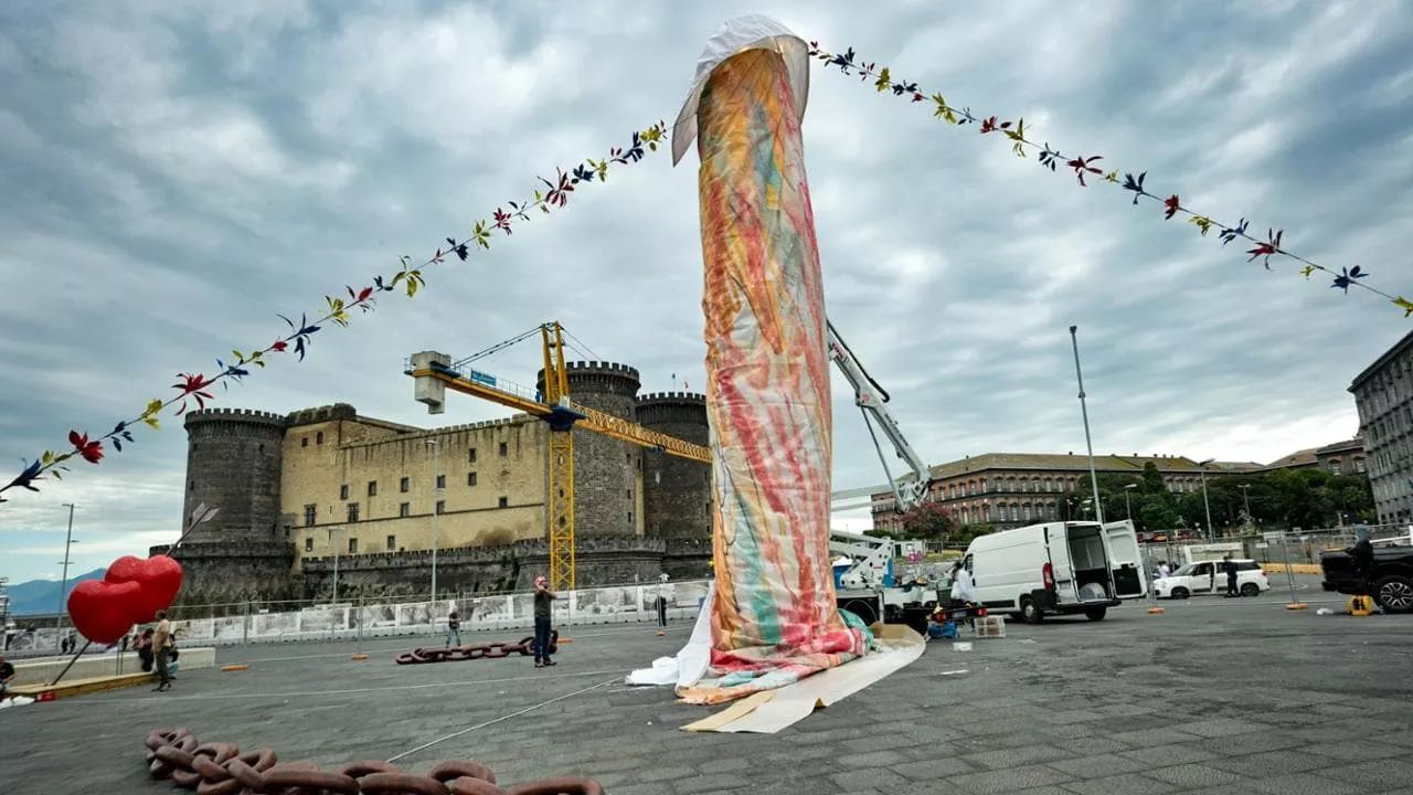 "Naples Unveils Gaetano Pesce’s Monumental Pulcinella Installation"