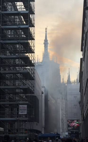 Fire Erupts Near Milan's Duomo, Quickly Contained by Firefighters