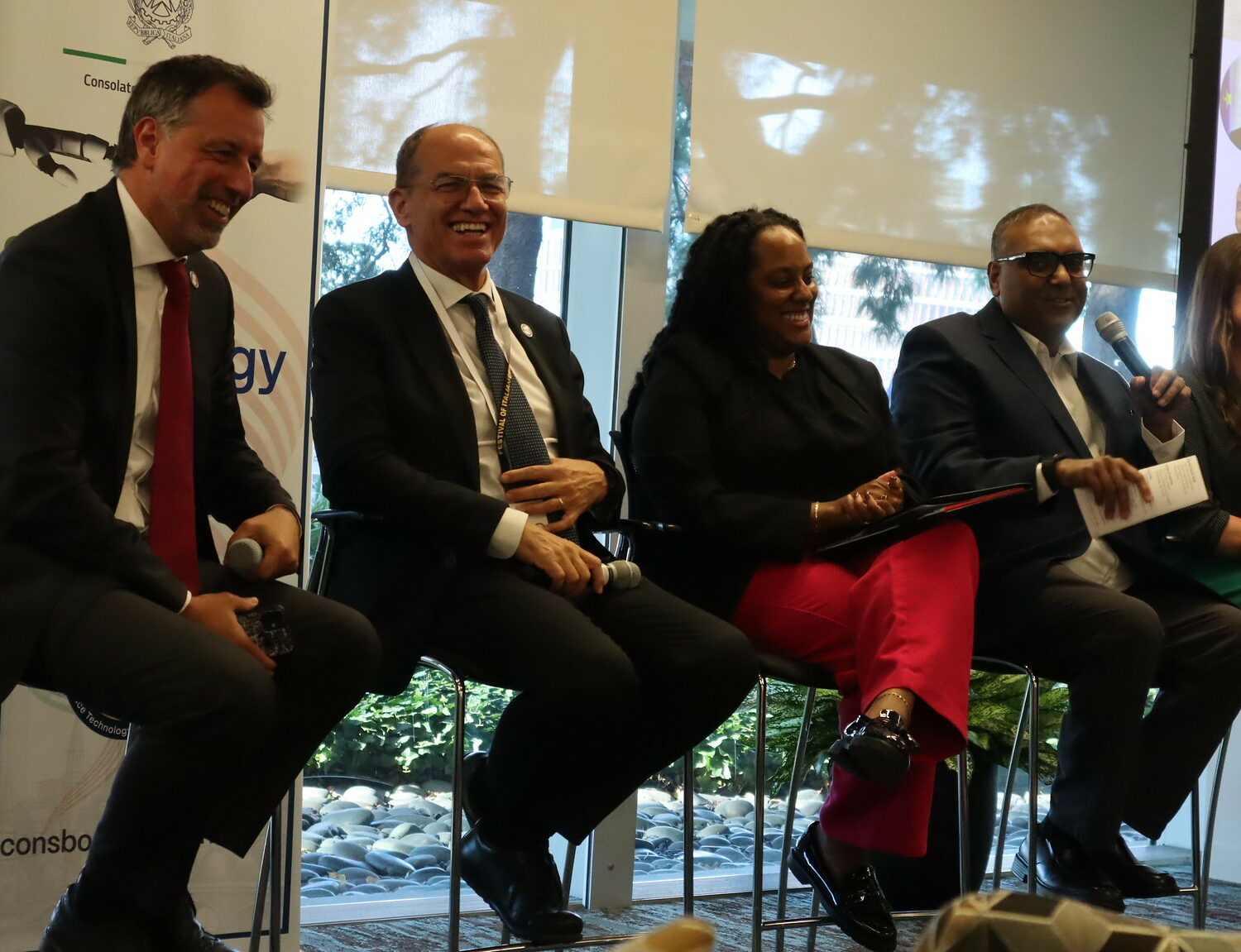 Education Day, so Boston opens the dialogue between young talent and innovation