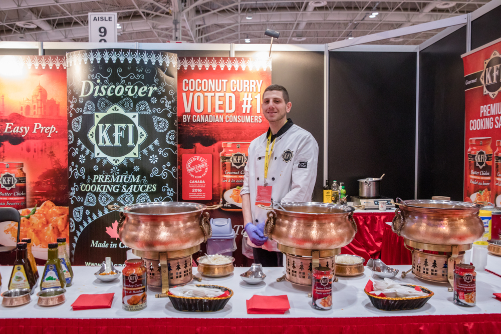Toronto,,Canada,-,April,30,,2019:,People,And,Vendors,At